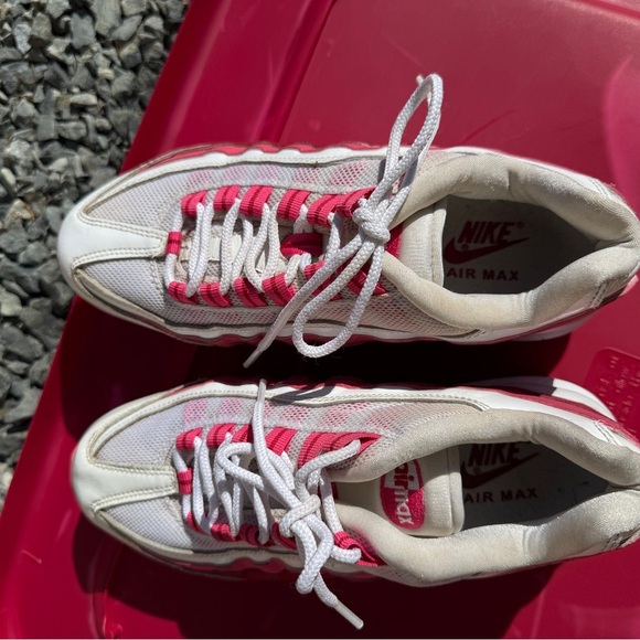 NIKE AIR 2010 Stylish White and Pink Women's Sneakers Sz 7 - Picture 12 of 13